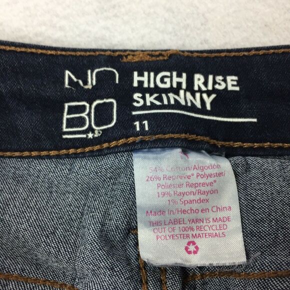 No Boundaries High Rise Skinny Leg Jeans Size 11 Womens Dark Blue Wash Denim - Picture 3 of 6